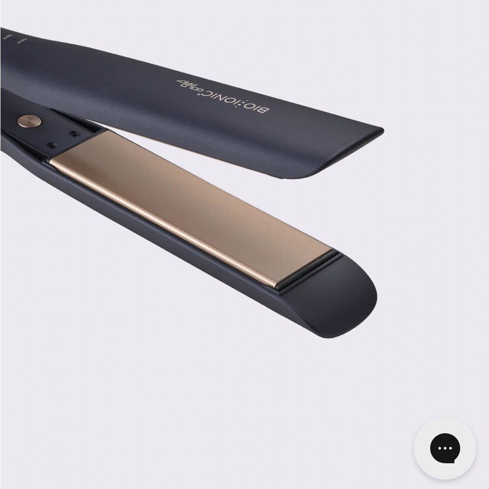 Bio Ionic GoldPro Styling Iron - Picture 3 of 10